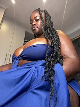 Honeycoco0211 online show from 02/17/26, 07:27