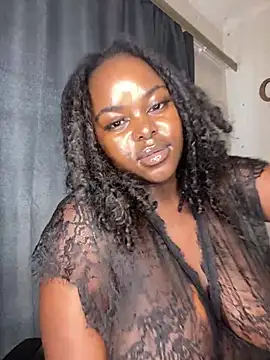 Honeycoco0211 online show from 03/18/25, 09:01
