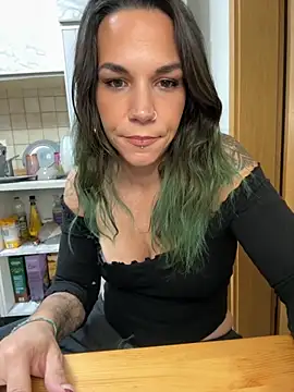 Lady Knaller online show from 10/23/25, 06:50