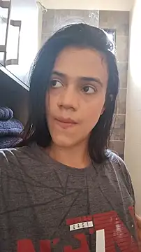 Deisy Torres online show from 04/17/26, 08:22