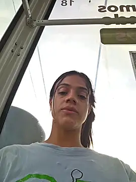 Snapshot of Deisy_Torres chatting on 06/26/26, 10:59 Deisy Torres online show from 06/26/26, 10:59
