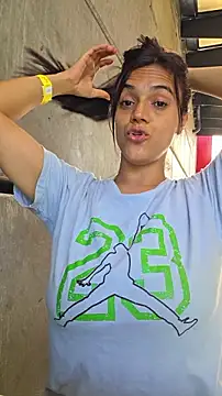 Snapshot of Deisy_Torres chatting on 07/17/26, 08:50 Deisy Torres online show from 07/17/26, 08:50