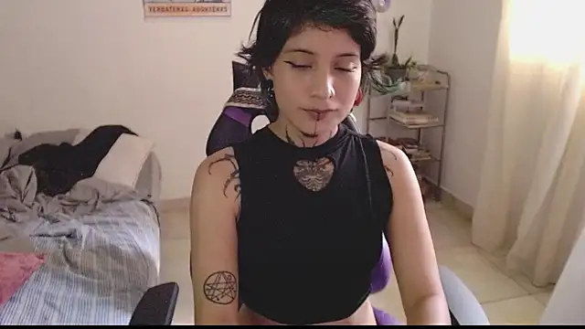 Snapshot of _Apola_77 chatting on 01/16/25, 07:52  Apola 77 online show from 01/16/25, 07:52