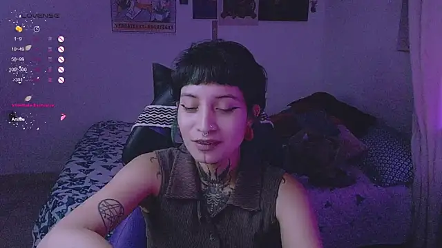 Snapshot of _Apola_77 chatting on 12/17/24, 11:49  Apola 77 online show from 12/17/24, 11:49