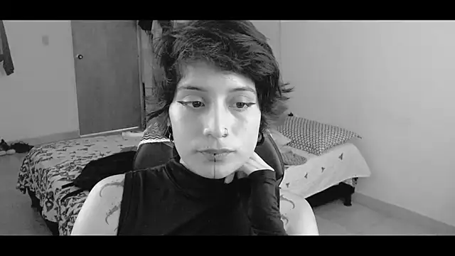 Snapshot of _Apola_77 chatting on 02/26/25, 07:53  Apola 77 online show from 02/26/25, 07:53