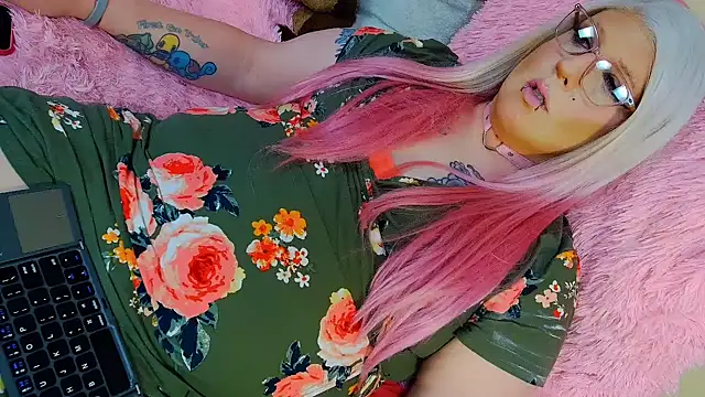Blakelytgirl online show from 04/27/26, 06:55