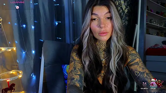 Snapshot of tattooedBabyy chatting on 12/05/25, 09:19 tattooedBabyy online show from 12/05/25, 09:19