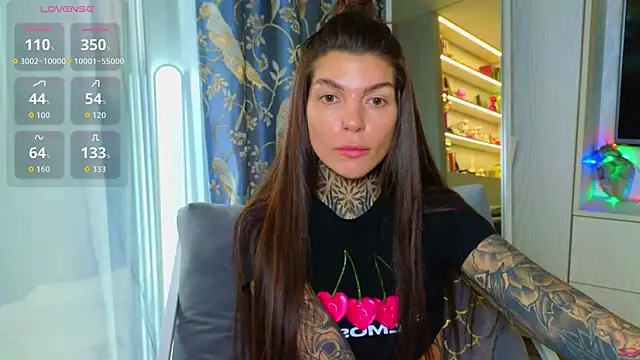 tattooedBabyy online show from 04/04/26, 10:11