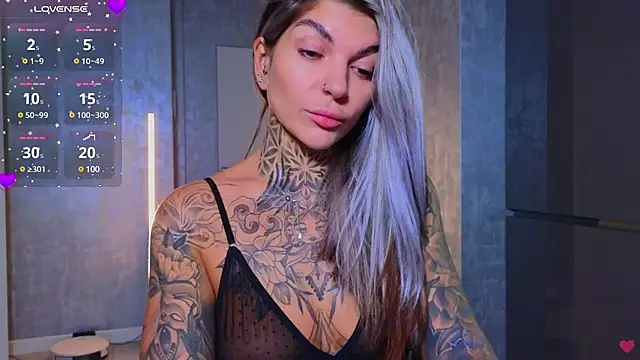 Snapshot of tattooedBabyy chatting on 02/08/25, 10:18 tattooedBabyy online show from 02/08/25, 10:18