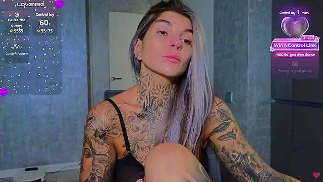 Snapshot of tattooedBabyy chatting on 02/02/25, 11:07 tattooedBabyy online show from 02/02/25, 11:07