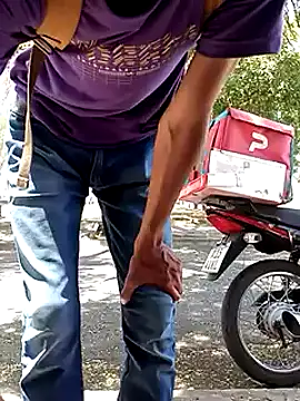 Snapshot of takumysexy chatting on 12/22/24, 04:06 takumysexy online show from 12/22/24, 04:06