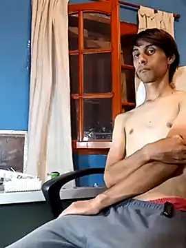 Snapshot of takumysexy chatting on 12/19/24, 02:23 takumysexy online show from 12/19/24, 02:23