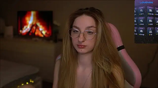 Lexy kiky online show from 02/15/25, 08:34