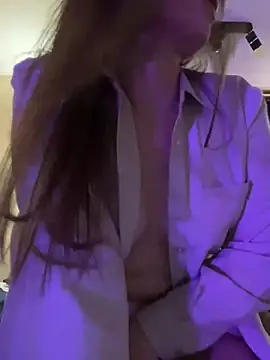 EvaRoss  online show from 01/22/25, 11:32