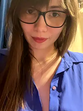 EvaRoss  online show from 01/05/26, 06:11