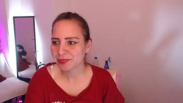 Snapshot of camila_delarosa chatting on 09/24/25, 04:24 camila delarosa online show from 09/24/25, 04:24