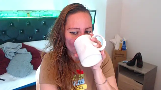 Snapshot of camila_delarosa chatting on 09/10/25, 05:23 camila delarosa online show from 09/10/25, 05:23