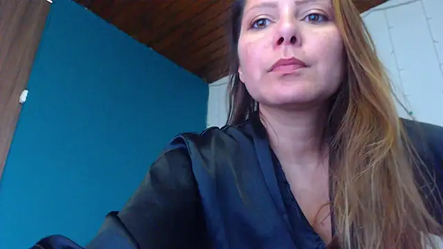Snapshot of camila_delarosa chatting on 02/06/25, 07:18 camila delarosa online show from 02/06/25, 07:18