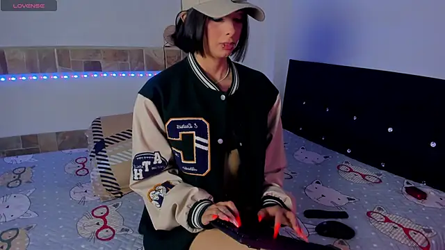 ChloeAddamss online show from 09/25/25, 05:35