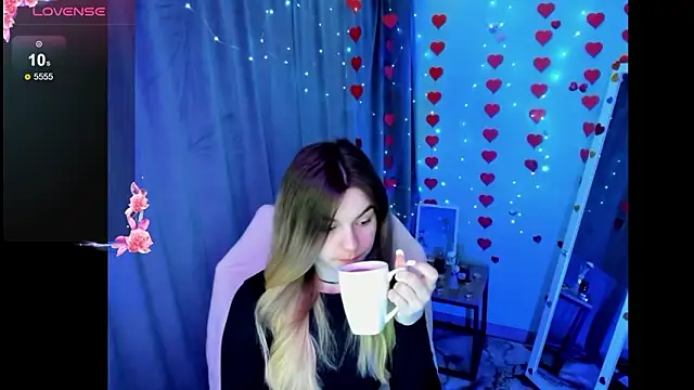 Sweet me  online show from 03/08/26, 06:49