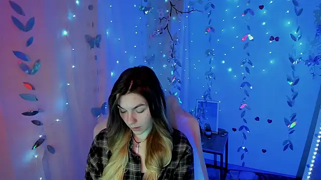 Sweet me  online show from 05/14/26, 05:48