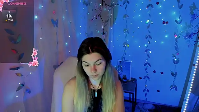 Sweet me  online show from 05/11/26, 05:42