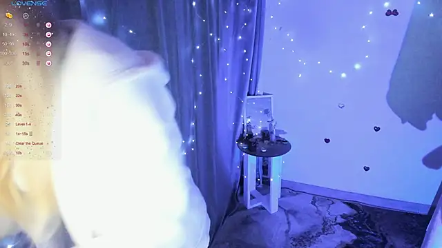 Sweet me  online show from 11/18/25, 06:39