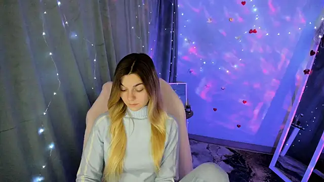 Sweet me  online show from 11/28/25, 01:22