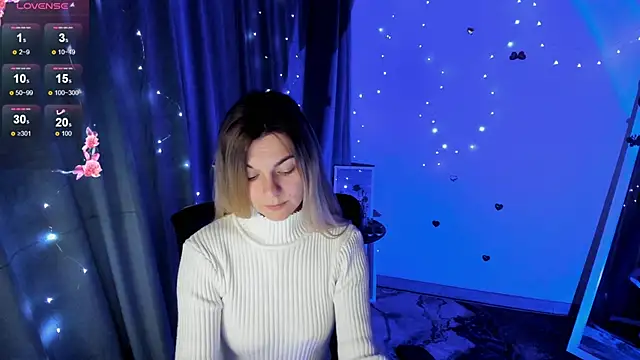 Sweet me  online show from 11/03/25, 07:06