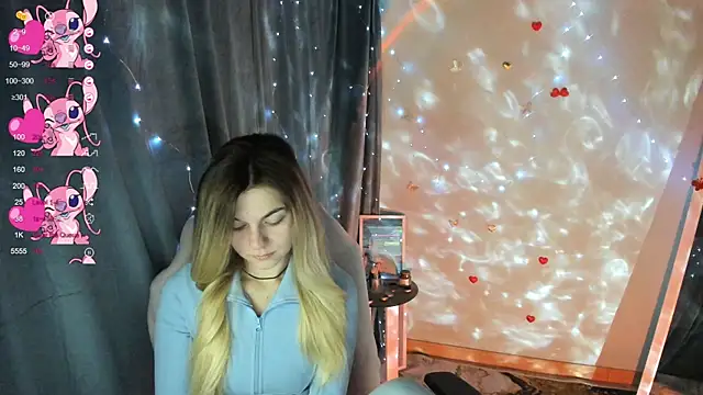 Sweet me  online show from 12/04/25, 06:56