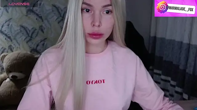 Snapshot of Marmalade_Fox chatting on 11/01/25, 03:39 Marmalade Fox online show from 11/01/25, 03:39