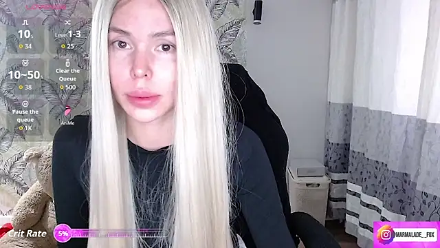 Snapshot of Marmalade_Fox chatting on 10/12/25, 09:43 Marmalade Fox online show from 10/12/25, 09:43