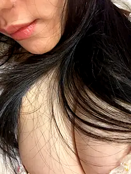 Kyomi-ibaby online show from 09/17/25, 08:16