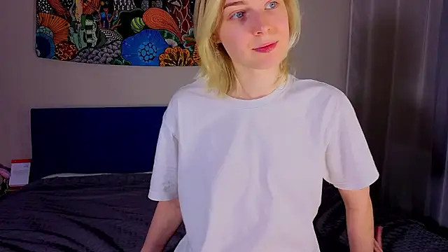 Crayzy Luv online show from 03/29/26, 02:35