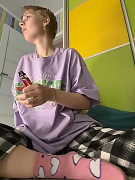 Crayzy Luv online show from 03/19/25, 09:48