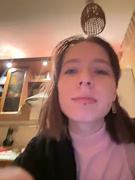 Crayzy Luv online show from 02/04/25, 07:44