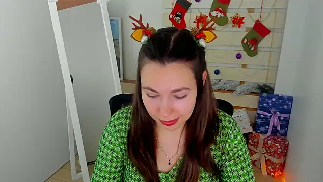 Lexy flower online show from 12/21/25, 01:46