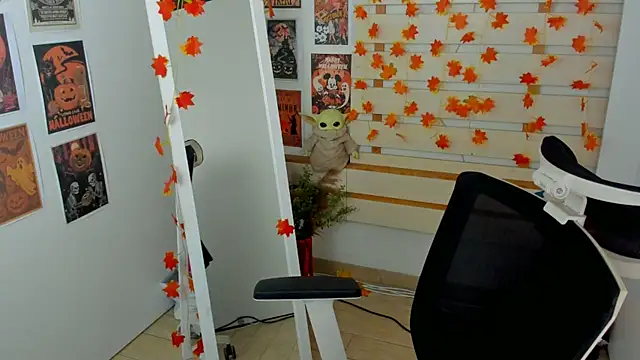 Lexy flower online show from 11/15/25, 01:15