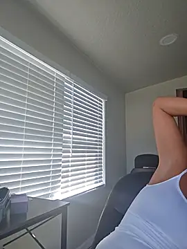 Dixiefaye Pika online show from 11/21/25, 04:17