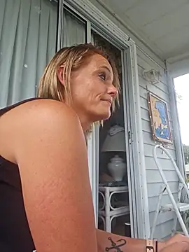 Dixiefaye Pika online show from 12/01/25, 07:37