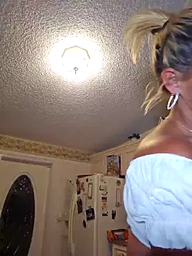 Dixiefaye Pika online show from 11/27/25, 01:39