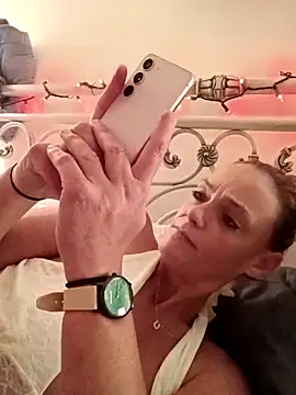 Dixiefaye Pika online show from 12/17/25, 08:19