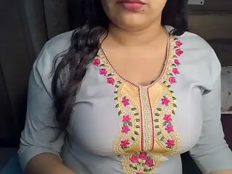 Trezza online show from 10/26/25, 07:14