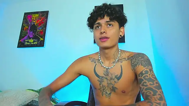 Maxi Gray online show from 02/22/25, 09:45