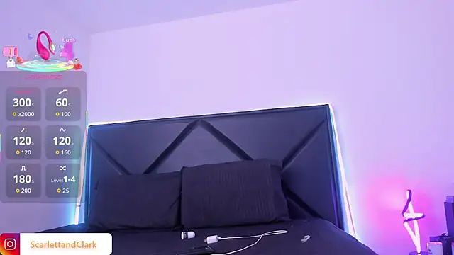 Snapshot of ScarlettAndClark chatting on 09/19/25, 01:26 ScarlettAndClark online show from 09/19/25, 01:26