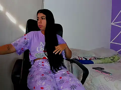 skinnyanai2 online show from 12/02/25, 01:13