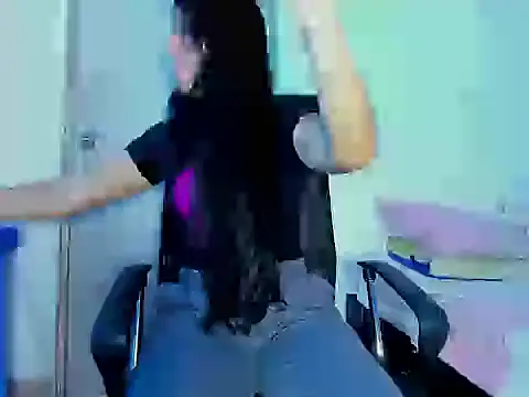 skinnyanai2 online show from 10/29/25, 05:56