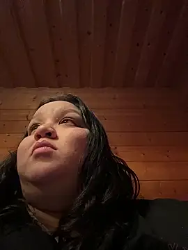 Venus queenn online show from 11/13/25, 11:03