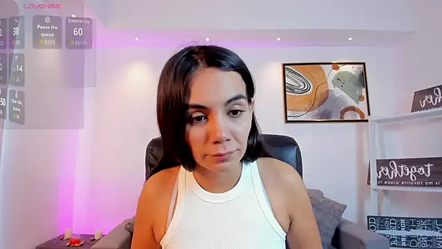 Snapshot of martina_mancini chatting on 07/04/26, 01:48 martina mancini online show from 07/04/26, 01:48