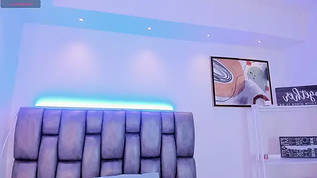 Snapshot of martina_mancini chatting on 09/09/25, 12:14 martina mancini online show from 09/09/25, 12:14